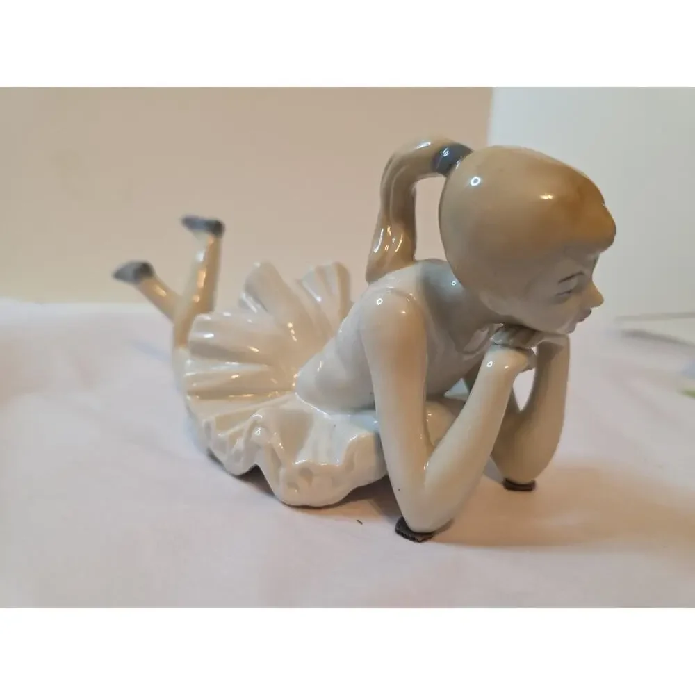 Unbranded good no